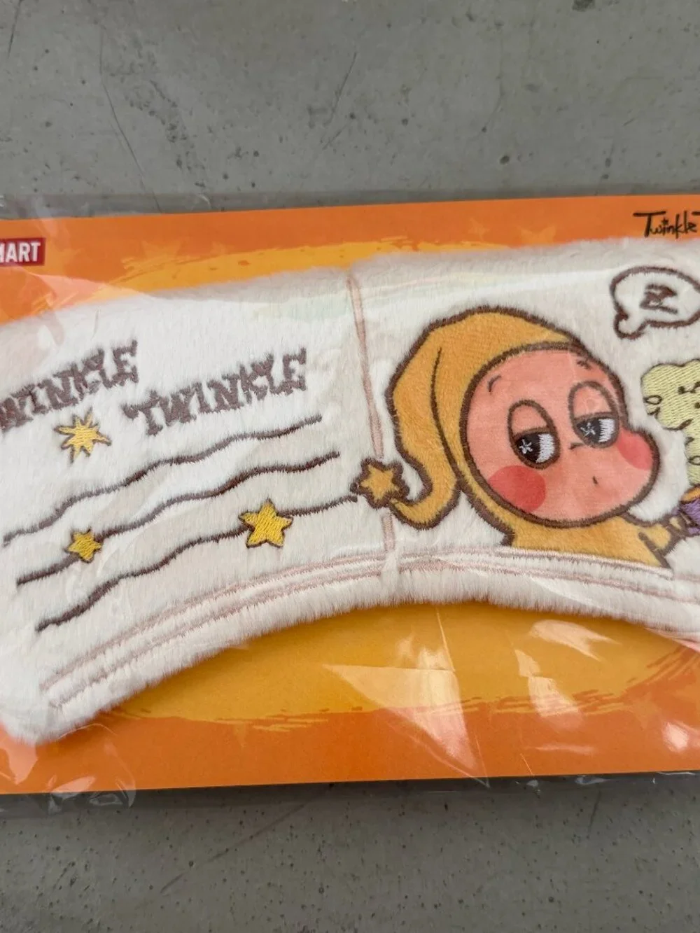 Authentic Popmart Twinkle Twinkle Eye Mask